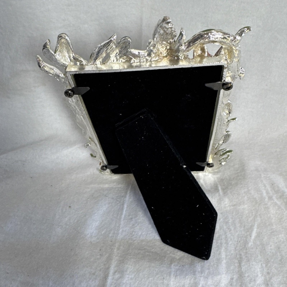Bijou Jeweled Enameled Butterfly/Lily Picture Frame (insert: 3.5x5") 3D Stand - Picture 6 of 6